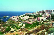 Γήπεδα γκολφ και στις ταράτσες! της Άννας Κομμένου