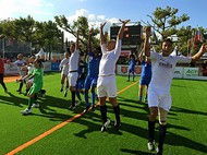 Η πλατεία Συντάγματος, ένα γήπεδο ποδοσφαίρου